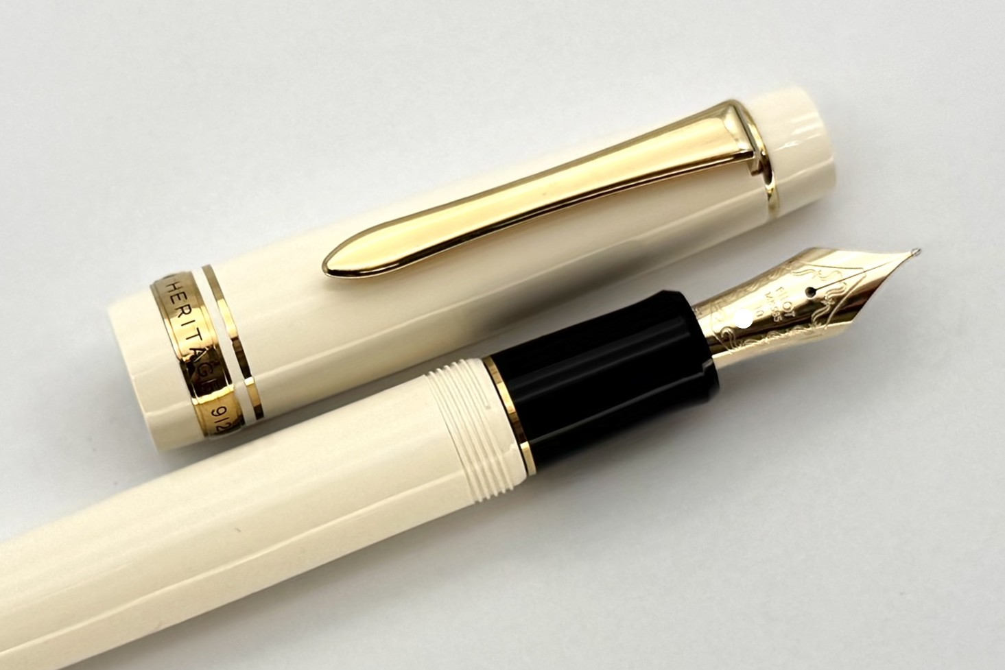 PilotLECustomHeritage912BonVoyageFP_F